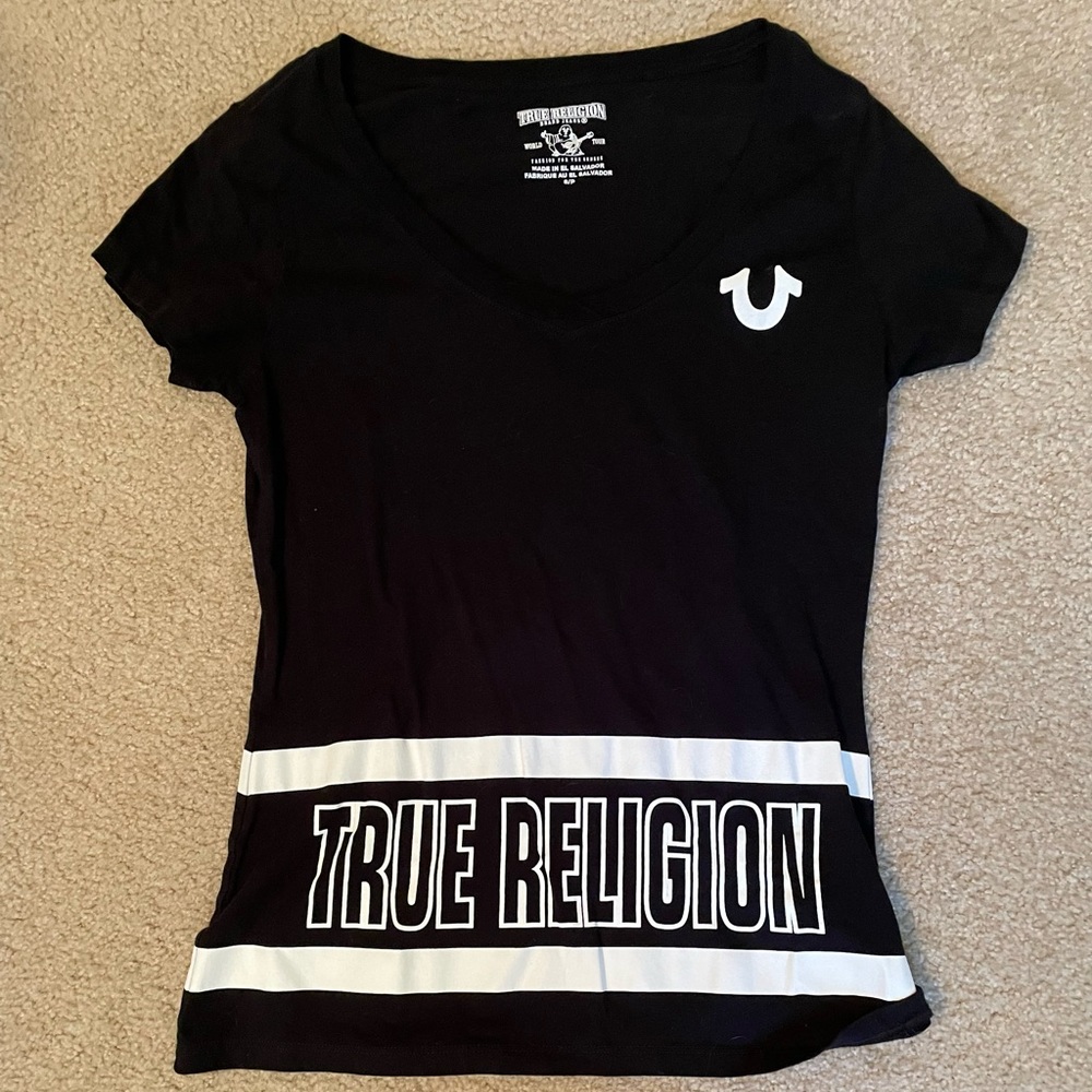 True Religion Black and White V-Neck Short Sleeve Top